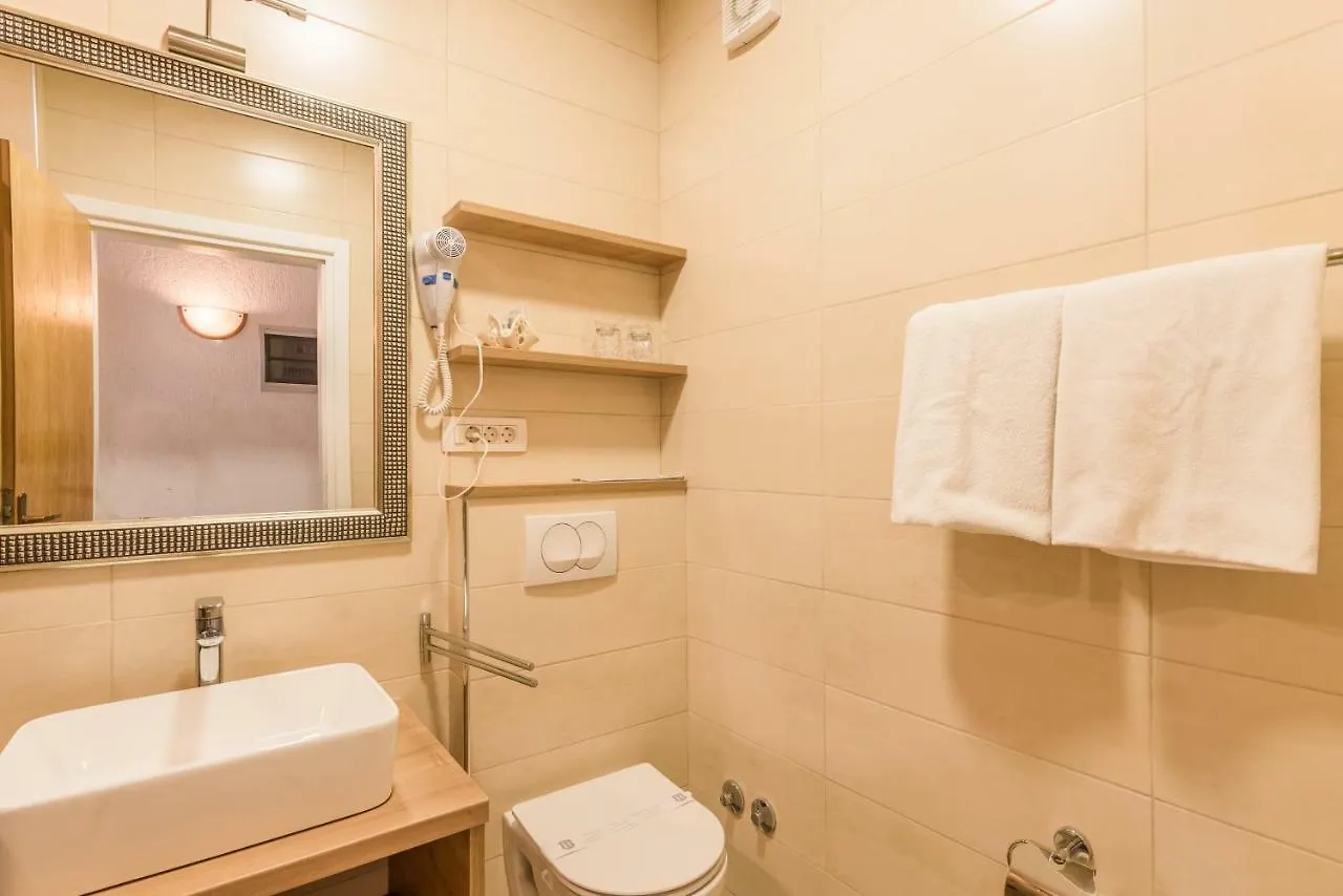 Pansion Dujmovic 1 Apartment Malinska