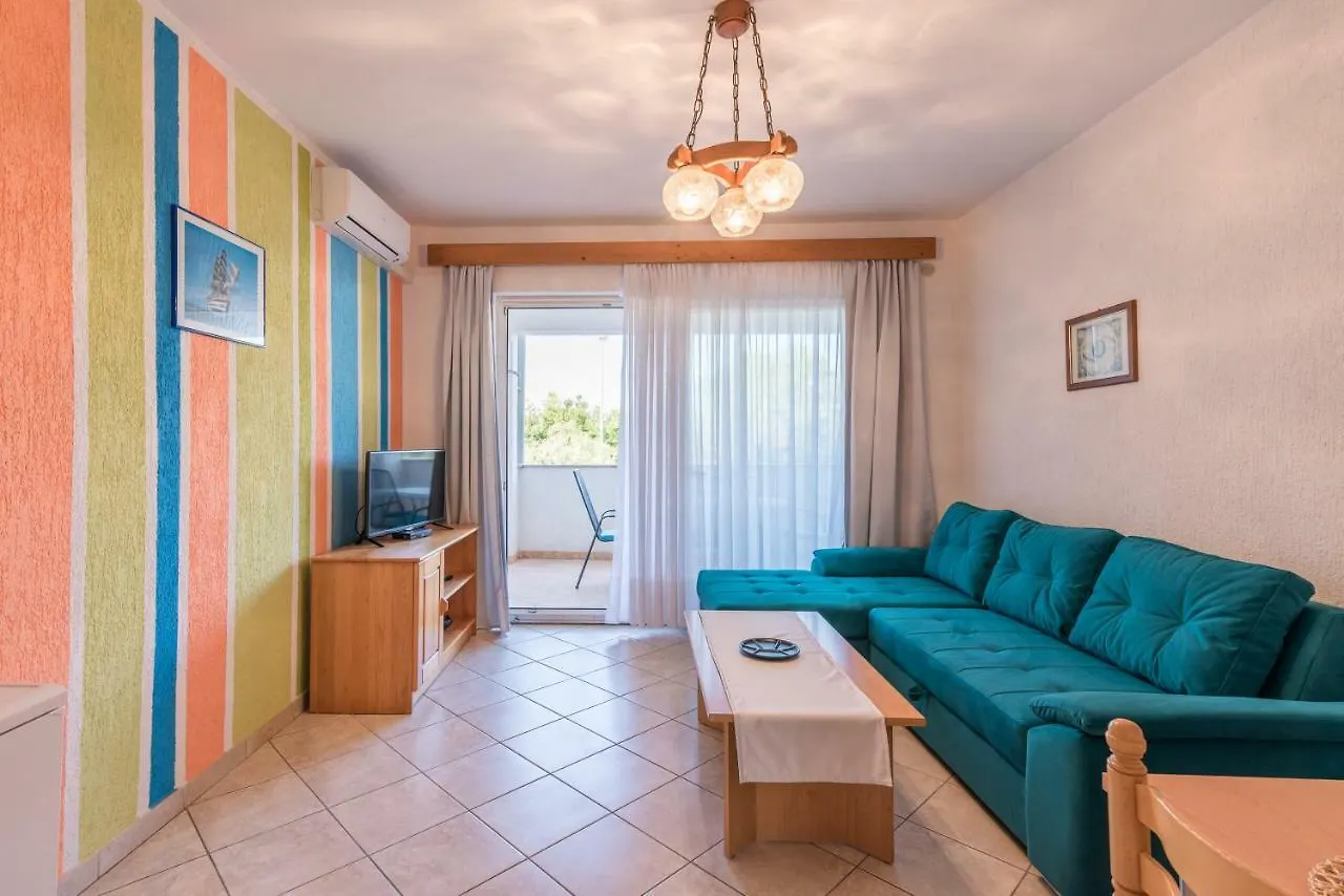 Pansion Dujmovic 1 Apartment Malinska
