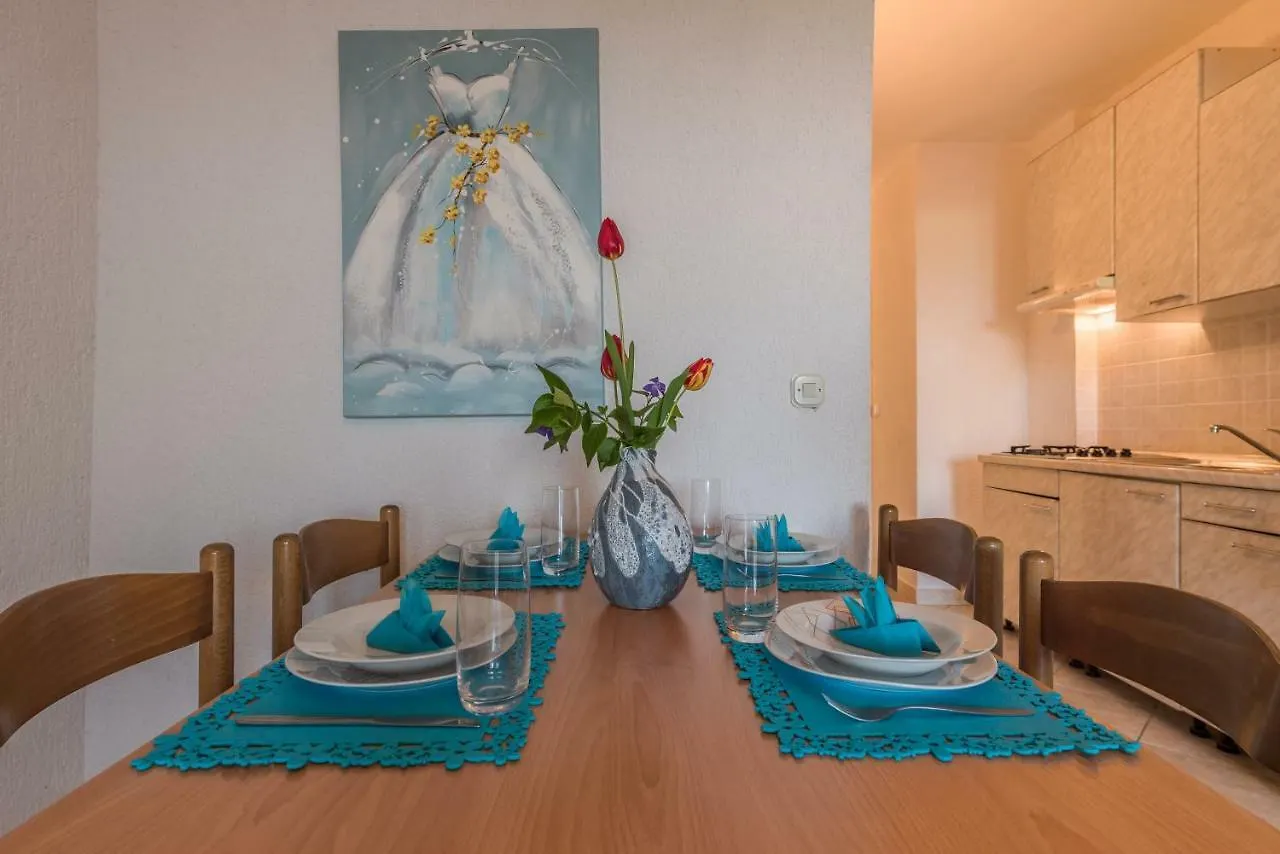 Pansion Dujmovic 1 Apartment Malinska