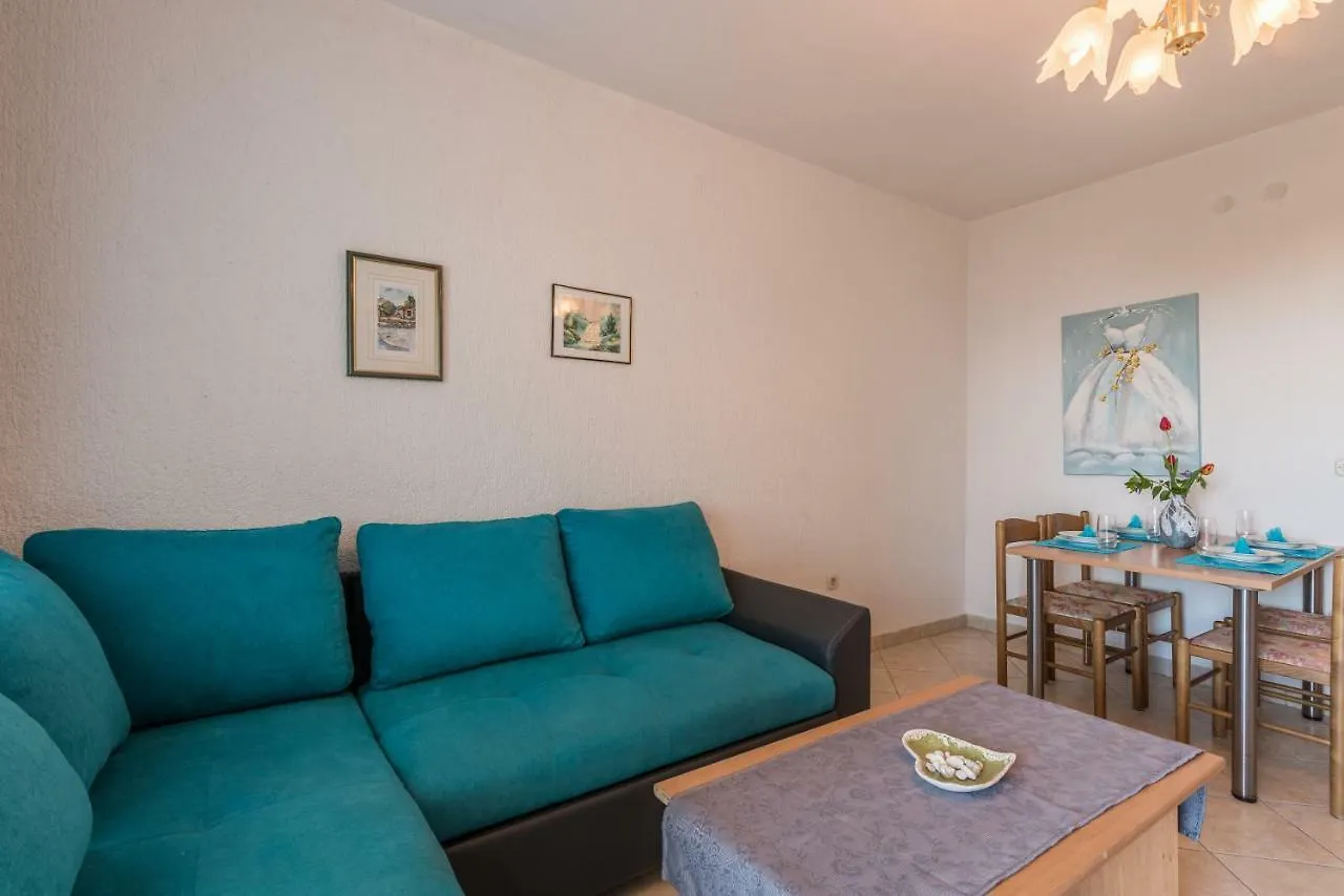 Pansion Dujmovic 1 Apartment Malinska
