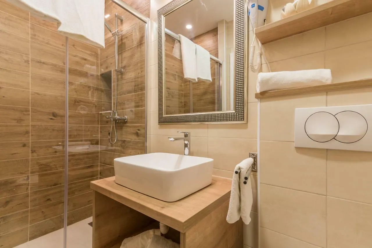 Pansion Dujmovic 1 Apartment Malinska
